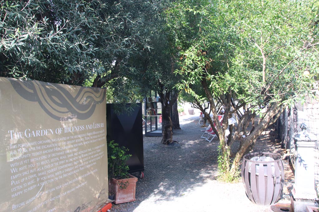 Ins. Or. I.3, Herculaneum. October 2023. Looking west into the Garden of Idleness and Leisure. Photo courtesy of Klaus Heese.